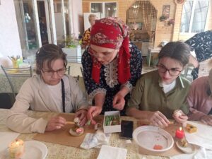 Мастер-класс по покраске яиц в технике писанкарства