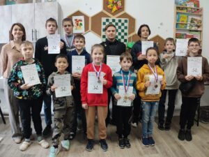 Cостоялся Новогодний шахматный турнир среди детей Cостоялся Новогодний шахматный турнир среди детей